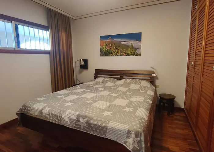 Elegant And Peaceful Aparments With Pool And Garden * Puerto de la Cruz (Tenerife)