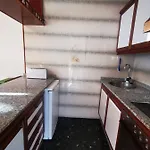 Elegant And Peaceful Aparments With Pool And Garden Daire