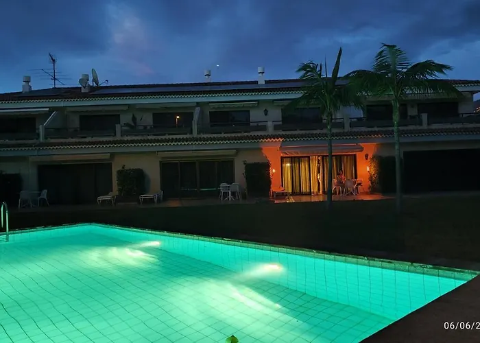 Elegant And Peaceful Aparments With Pool And Garden Пуэрто-де-ла-Крус