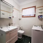 아파트 Elegant And Peaceful Aparments With Pool And Garden